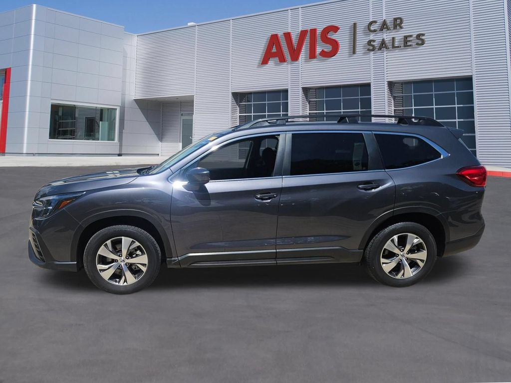 Used 2025 Subaru Ascent Premium AWD/4WD image 2