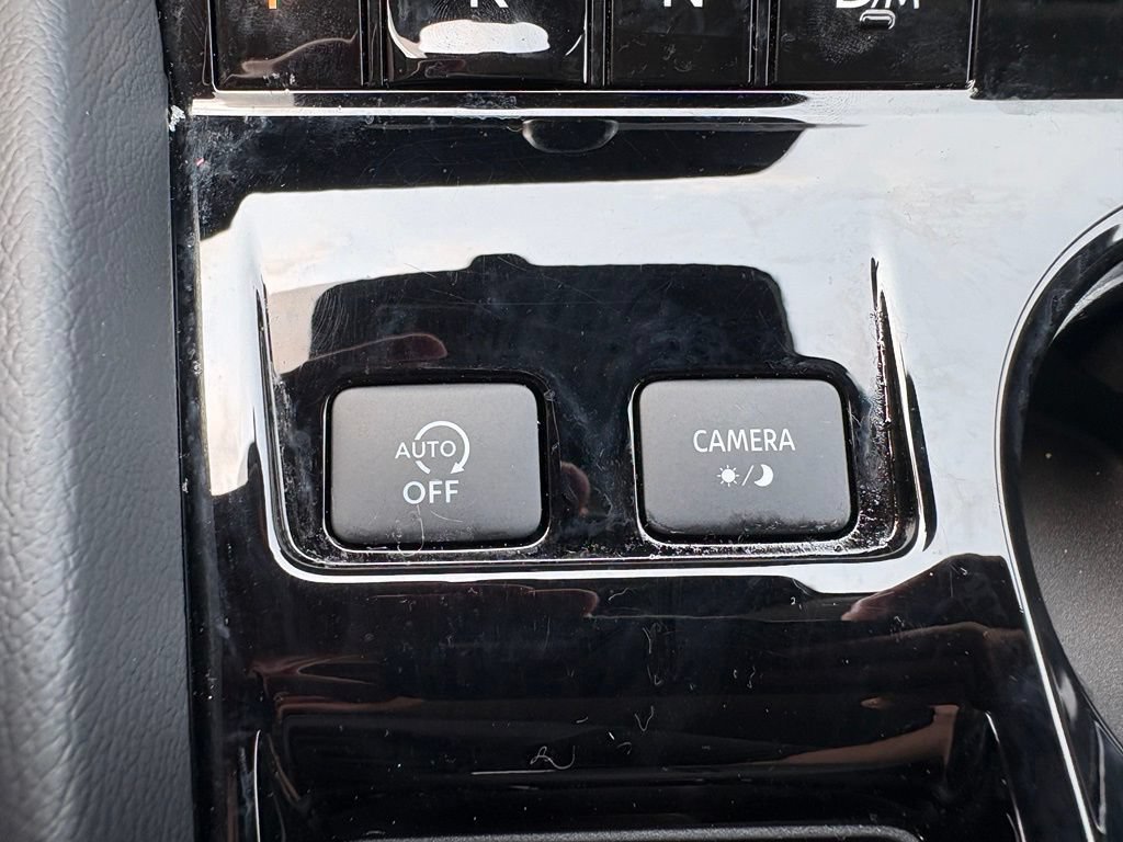 Used 2025 Nissan Murano SV AWD/4WD image 25
