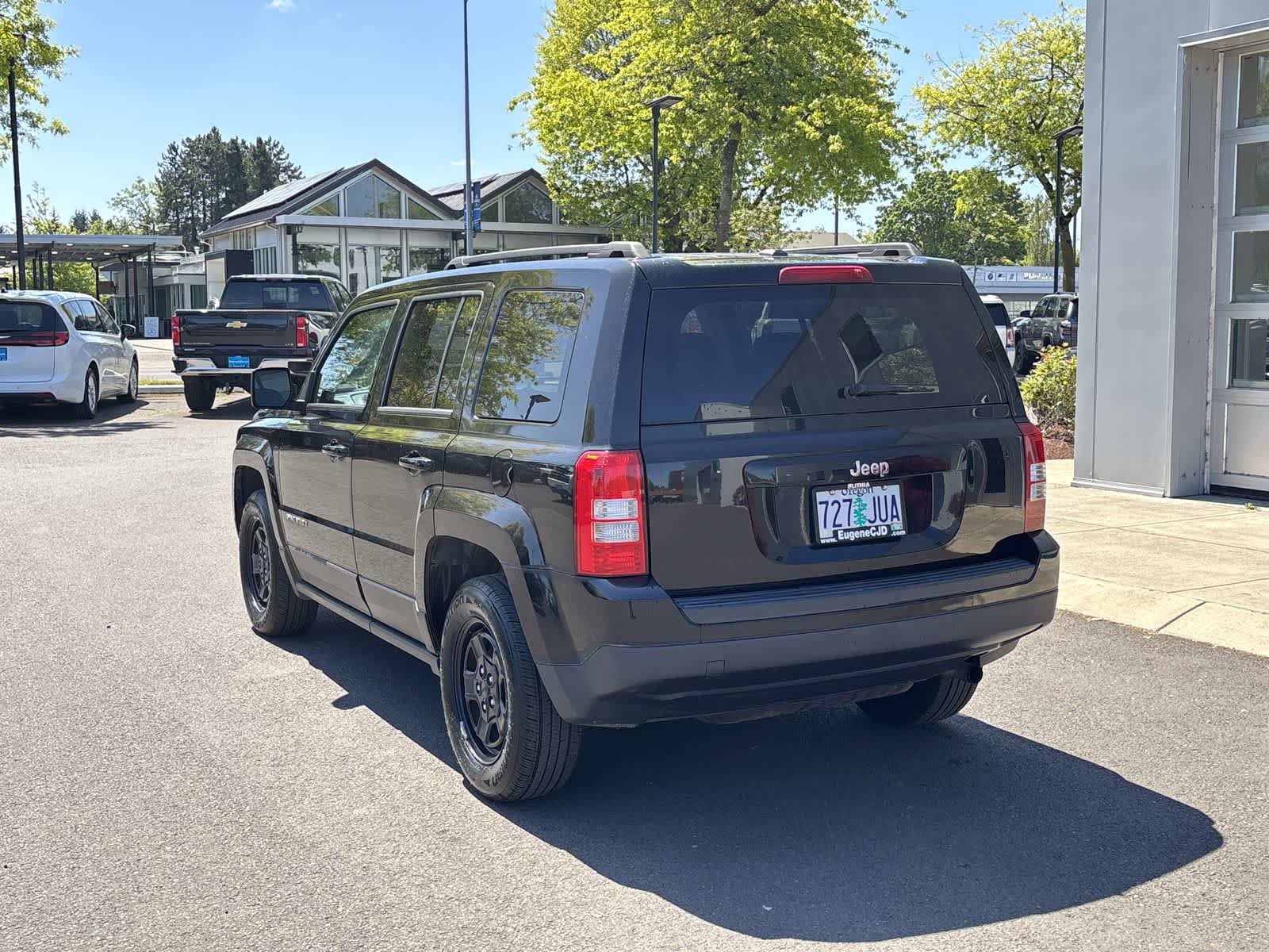 Certified 2016 Jeep Patriot Sport w/ Power Value Group FWD image 3