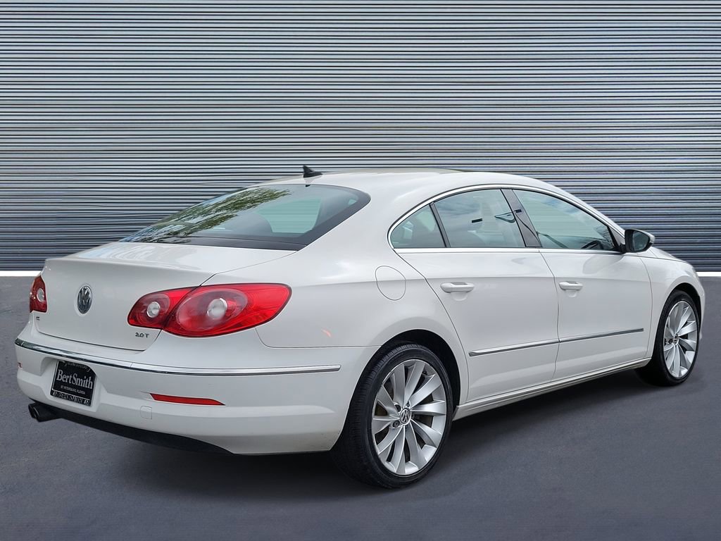 Used 2011 Volkswagen CC Lux image 3