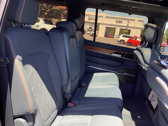 Used 2024 Jeep Grand Wagoneer Series III w/ Flexible Seating Group image 38