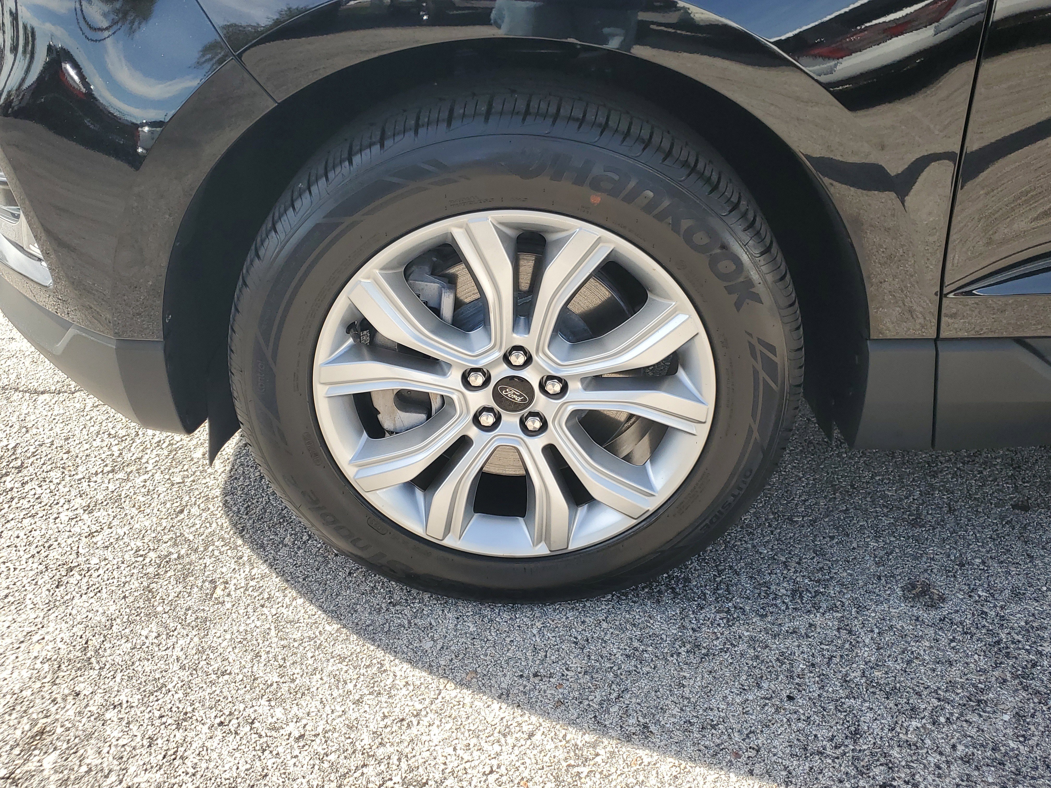 Certified 2024 Ford Edge Titanium image 5