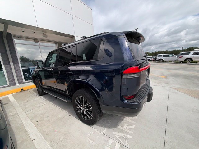 Used 2025 Lexus GX 550 w/ Accessory Package (2T) AWD/4WD image 29