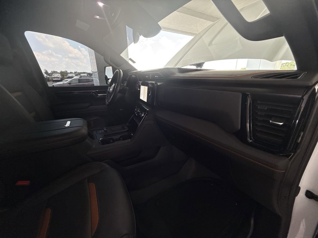 Certified 2024 GMC Sierra 2500 AT4 image 36