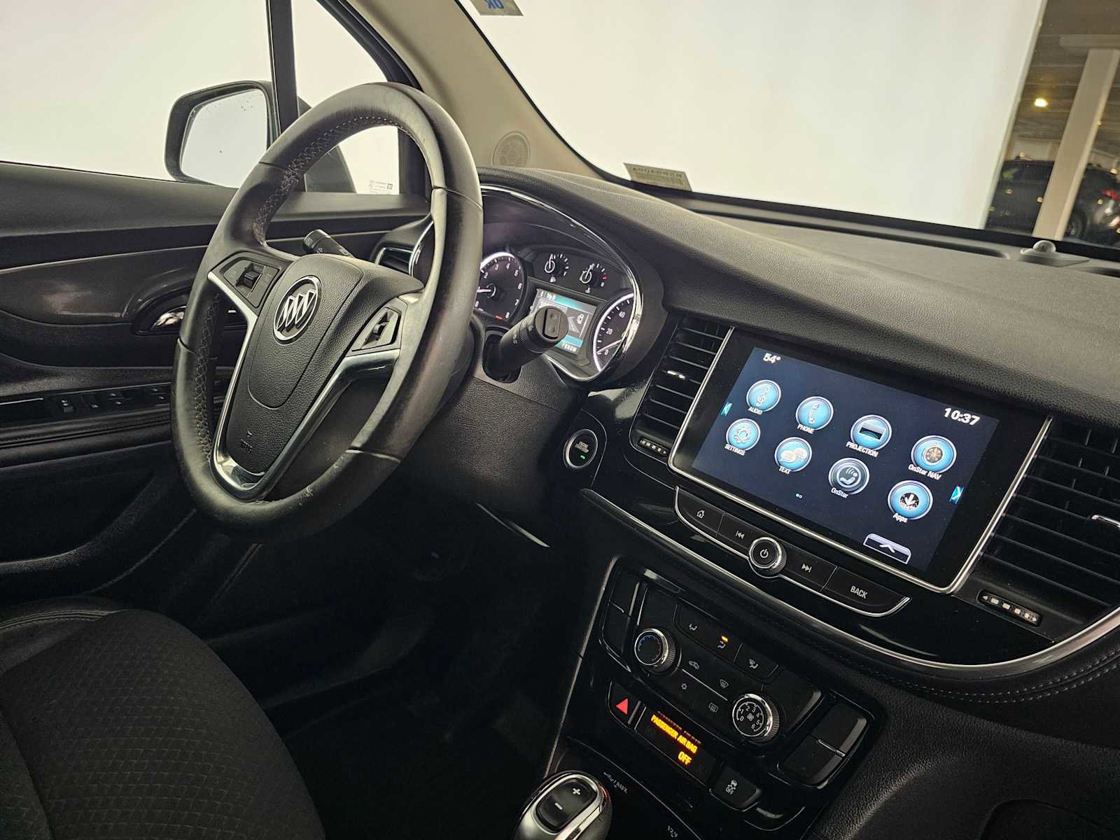 Used 2018 Buick Encore Preferred image 11