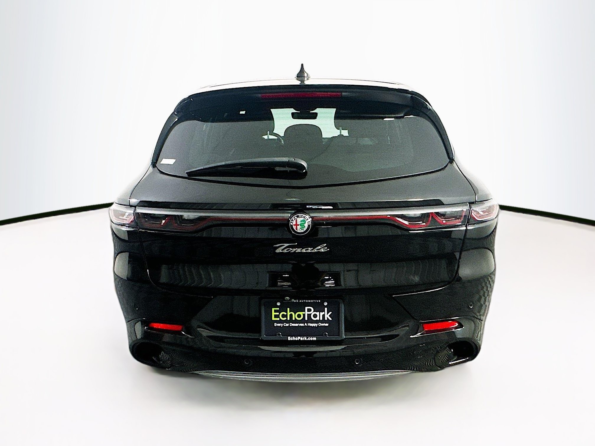 Used 2024 Alfa Romeo Tonale Ti w/ Premium Interior Package AWD/4WD image 7