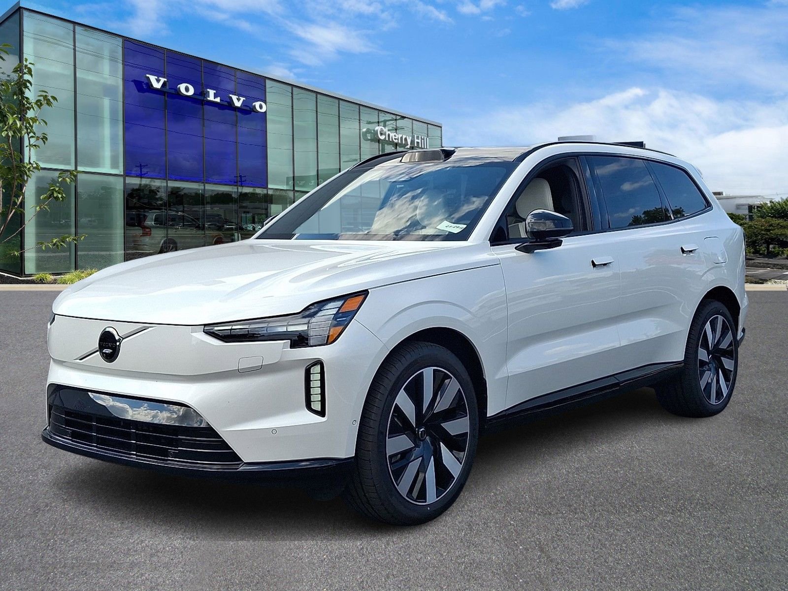 New 2025 Volvo EX90 Ultra image 3