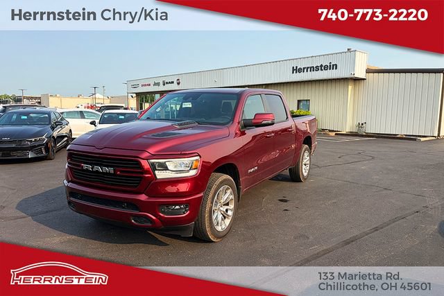 Used 2023 RAM 1500 Laramie AWD/4WD image 3