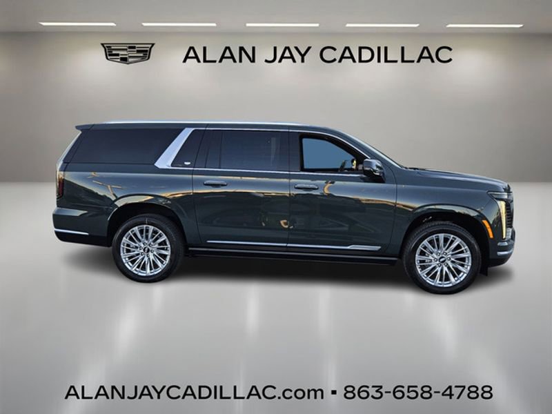 New 2026 Cadillac Escalade ESV Luxury image 6