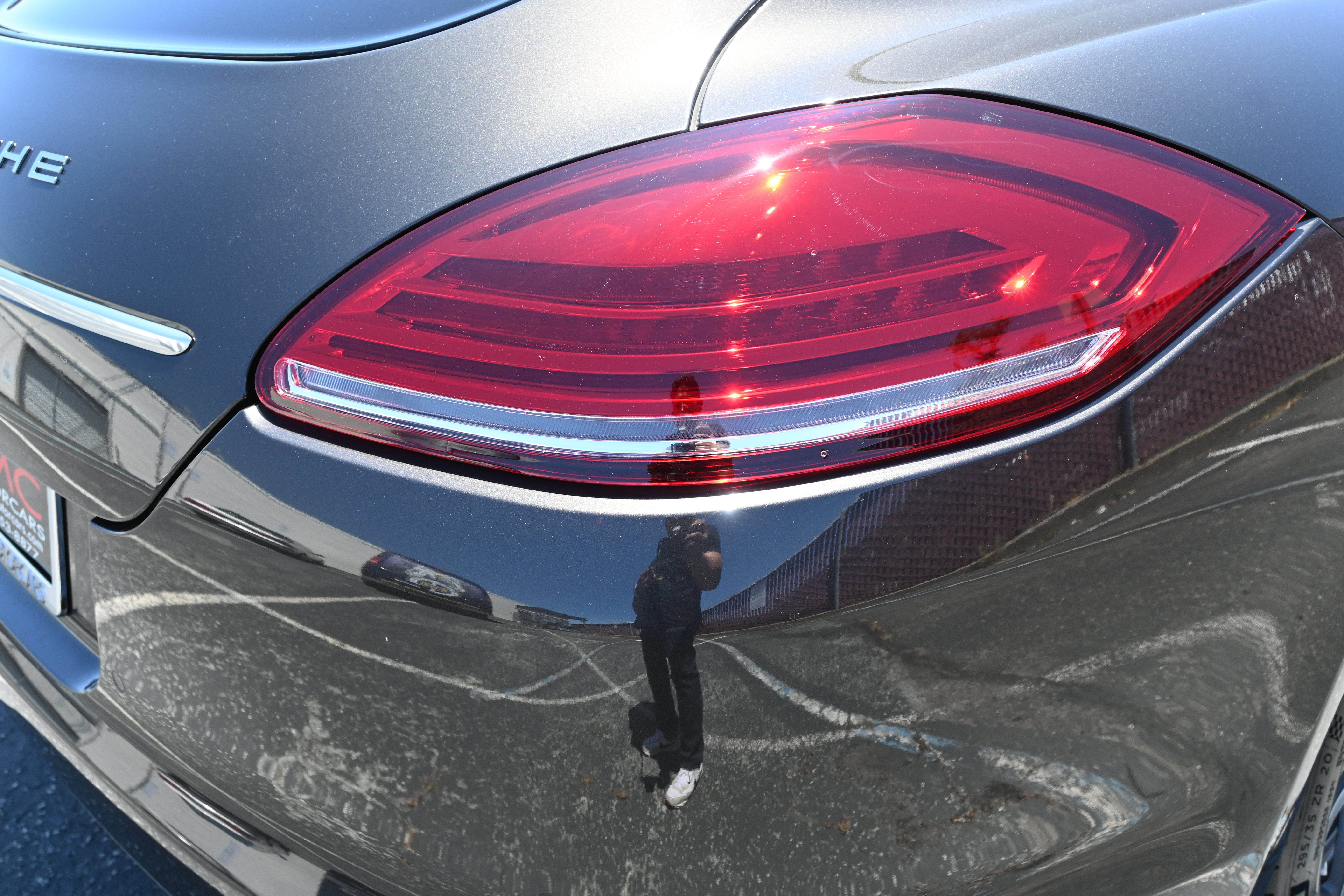 Used 2011 Porsche Panamera S RWD image 26