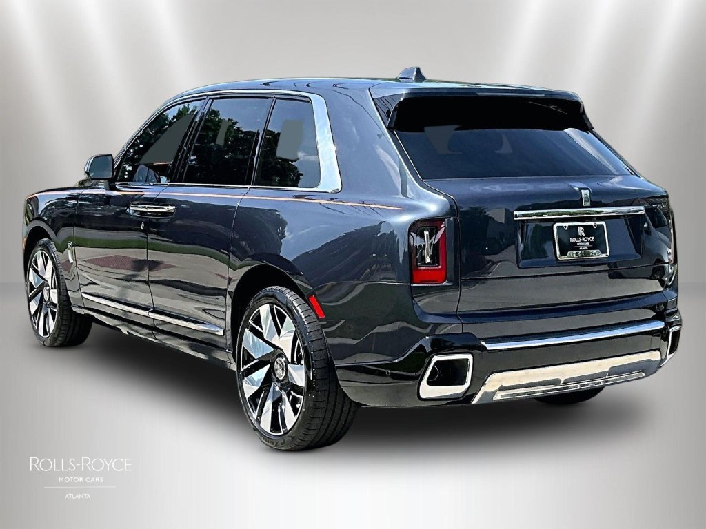 New 2027 Rolls-Royce Cullinan AWD/4WD image 3