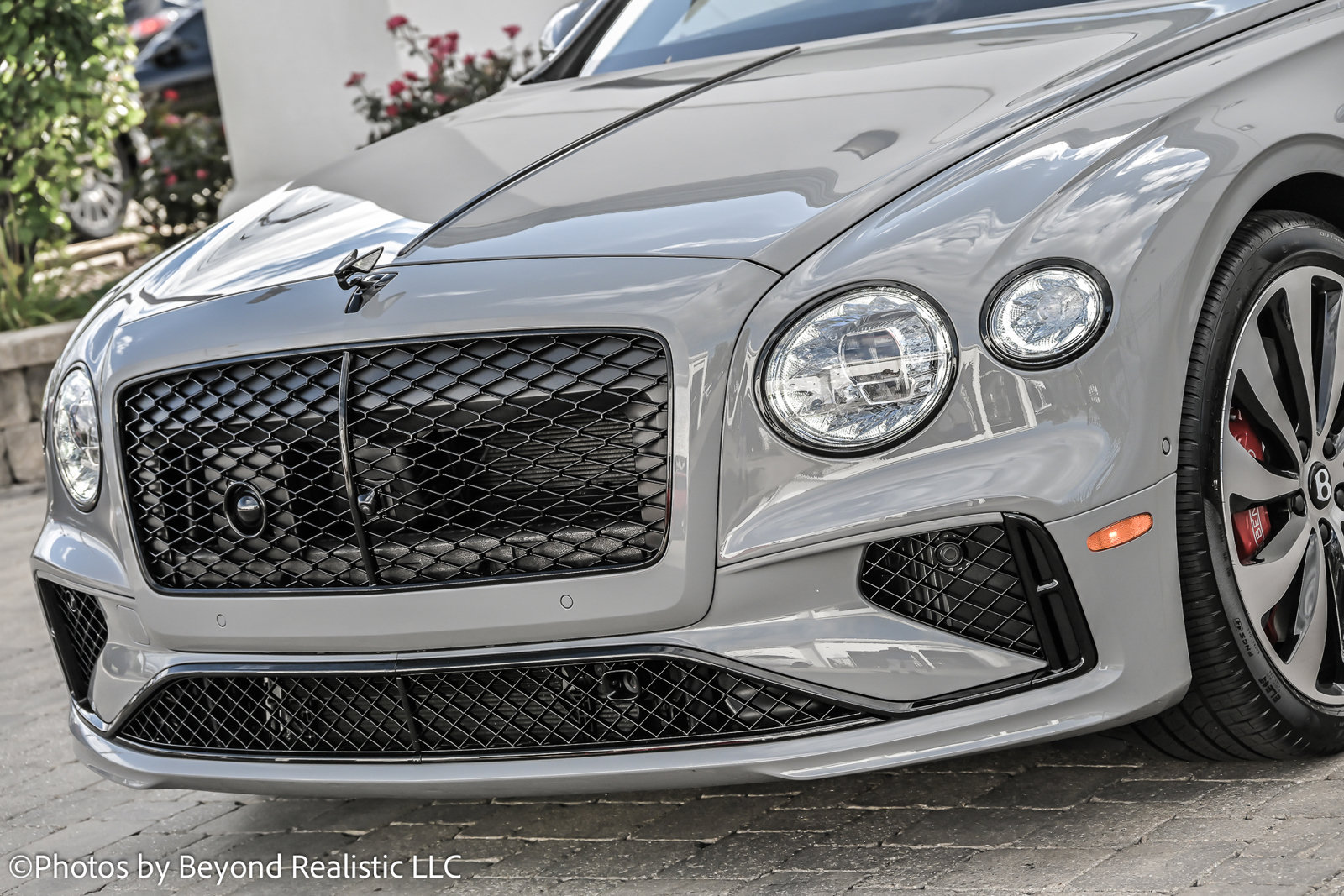 New 2025 Bentley Flying Spur Plug-In Hybrid AWD/4WD image 5