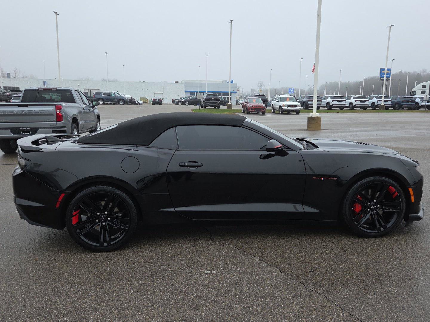 Used 2022 Chevrolet Camaro LT w/ Redline Edition RWD image 7