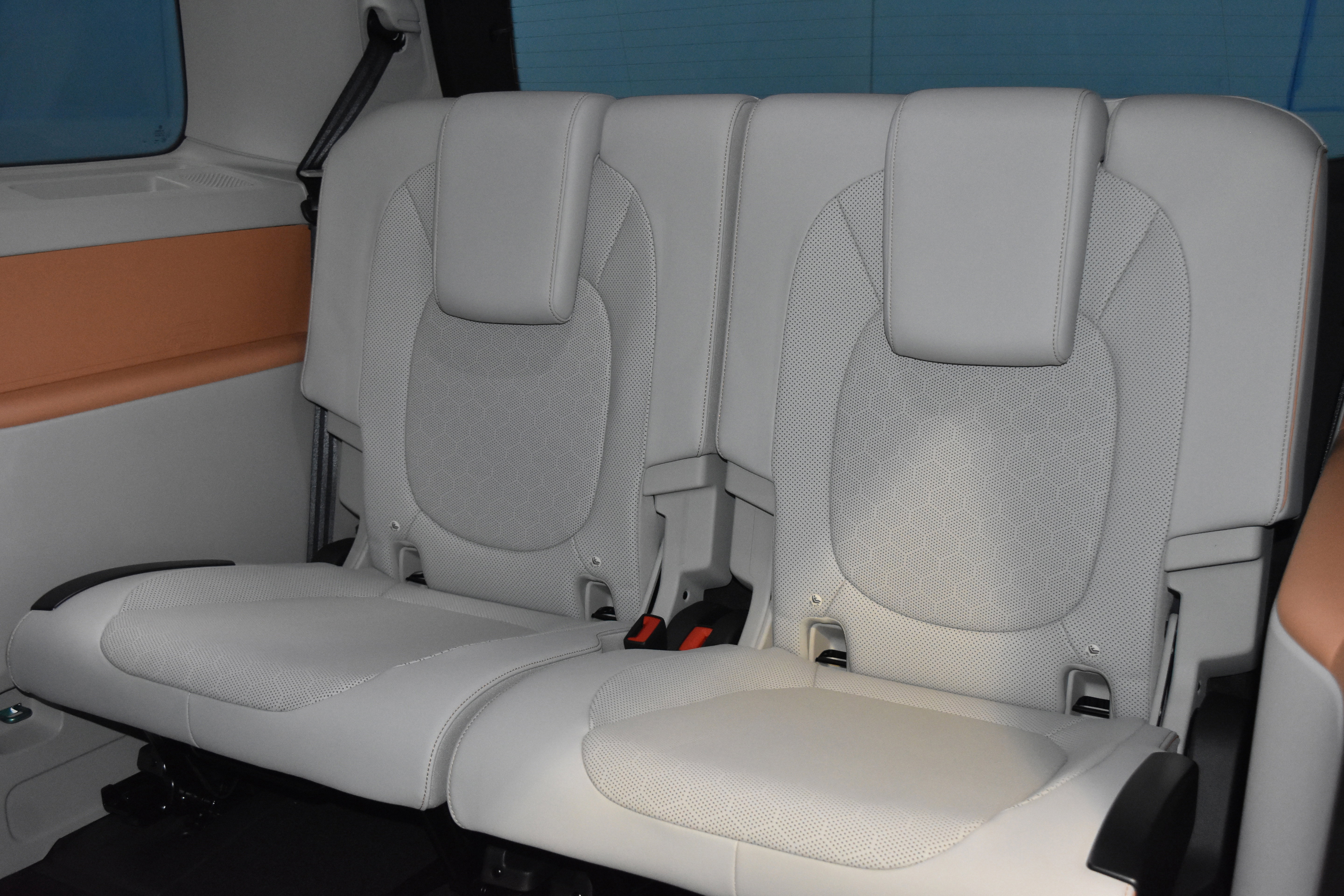 New 2025 Volkswagen ID. Buzz 1st Edition image 18