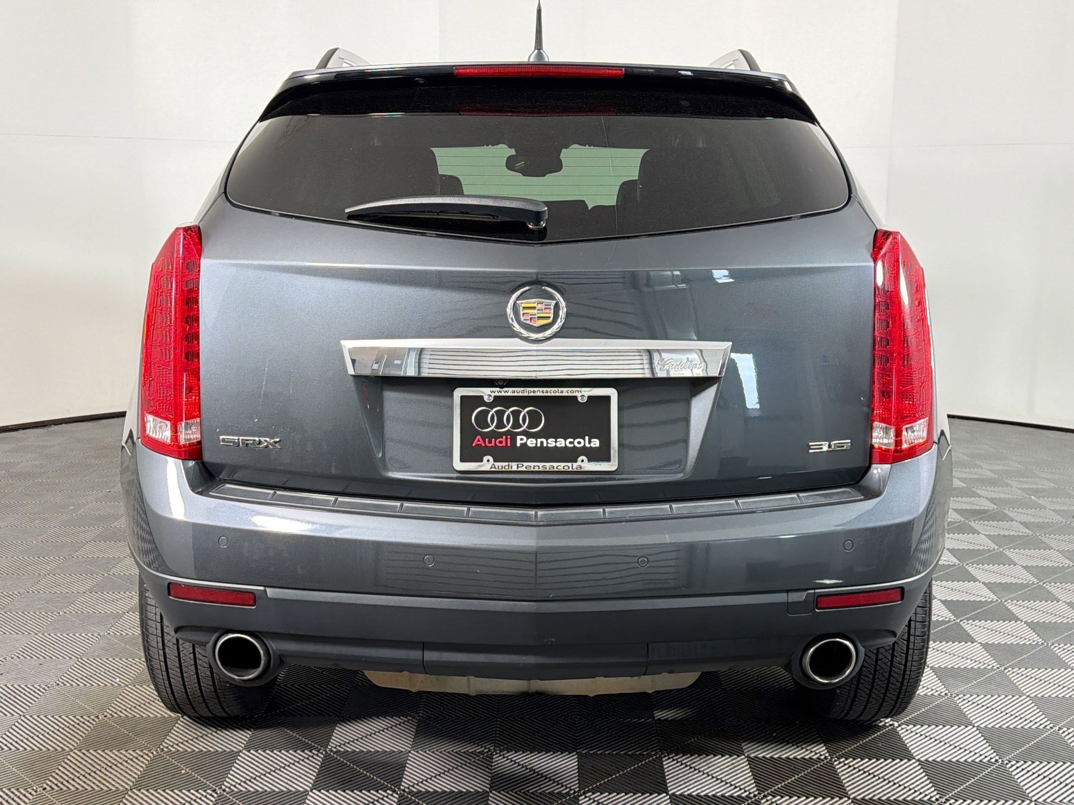 Used 2012 Cadillac SRX Luxury image 8