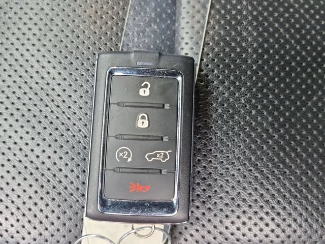 Used 2022 Jeep Wagoneer Series II AWD/4WD image 34