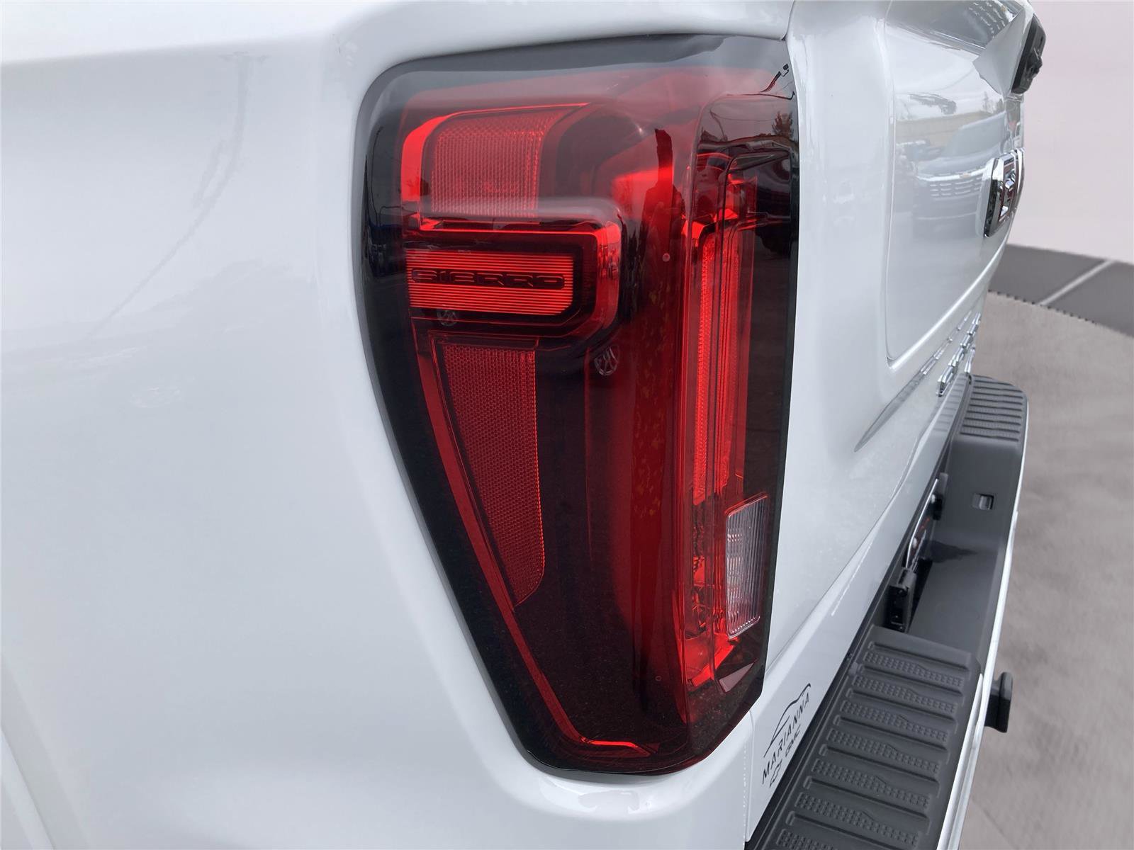 New 2026 GMC Sierra 1500 AT4 w/ AT4 Premium Package image 13