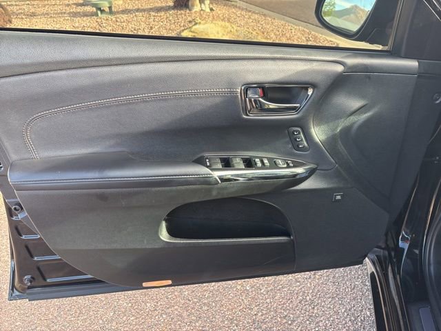 Used 2018 Toyota Avalon Limited w/ All Weather Liner Package FWD image 19