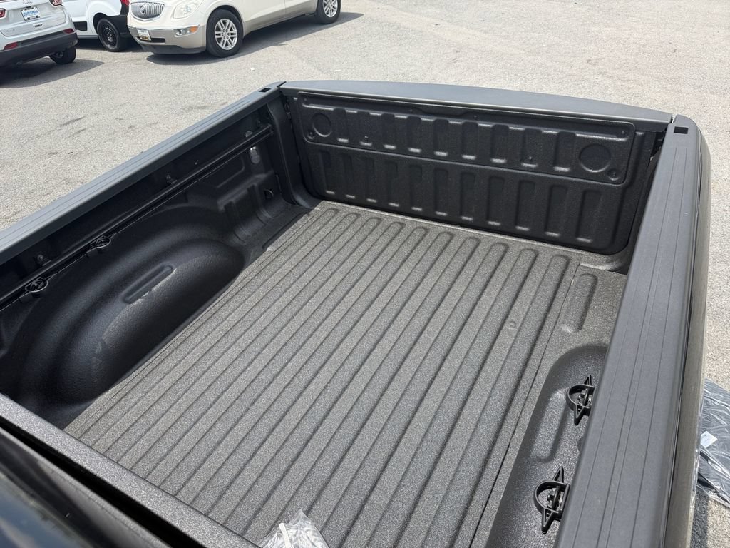 New 2026 RAM 1500 Express AWD/4WD image 16
