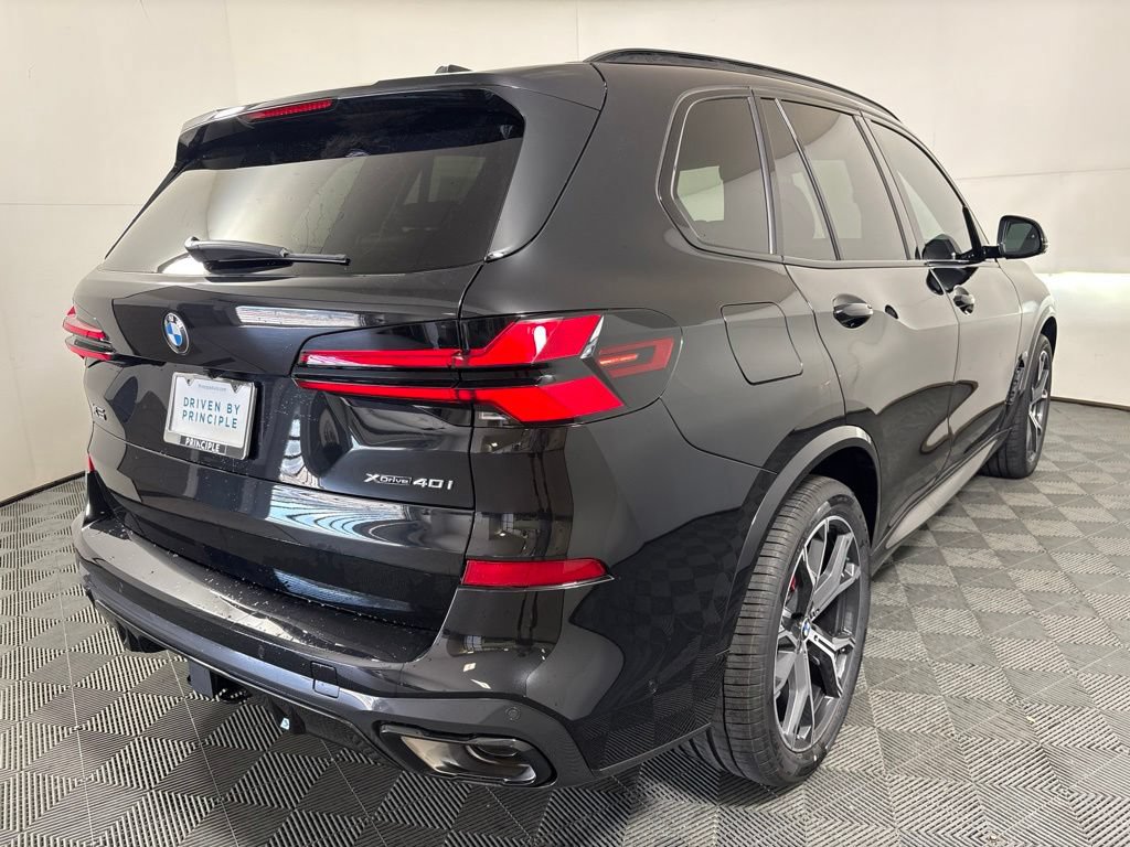 New 2026 BMW X5 xDrive40i w/ M Sport Package AWD/4WD image 5