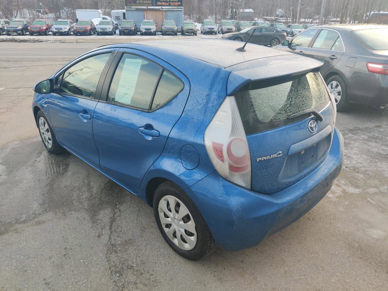 Used 2012 Toyota Prius C Two image 4