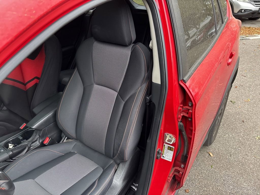 Used 2021 Subaru Crosstrek 2.0i Premium w/ Moonroof Package image 4