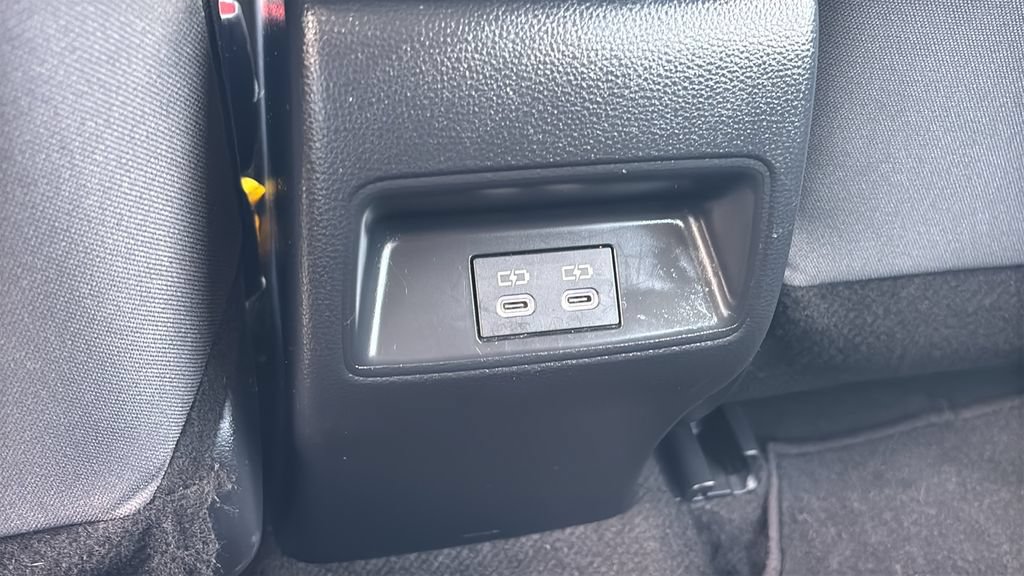 Used 2024 Toyota Corolla LE FWD image 9