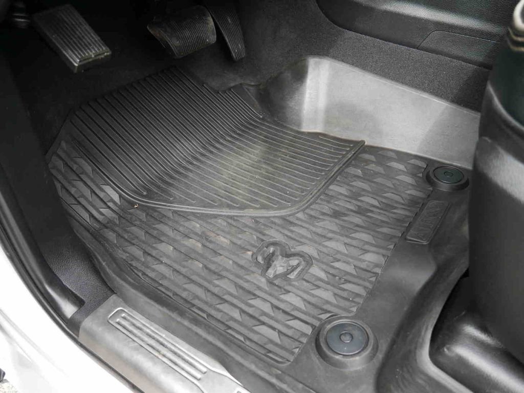 Used 2022 RAM 3500 Laramie image 35