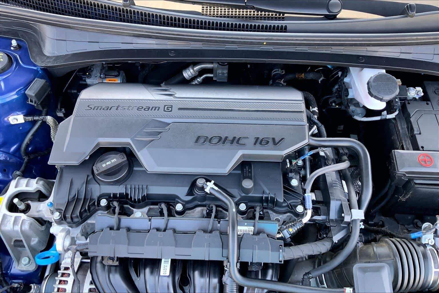 Used 2025 Hyundai Elantra SEL FWD image 30