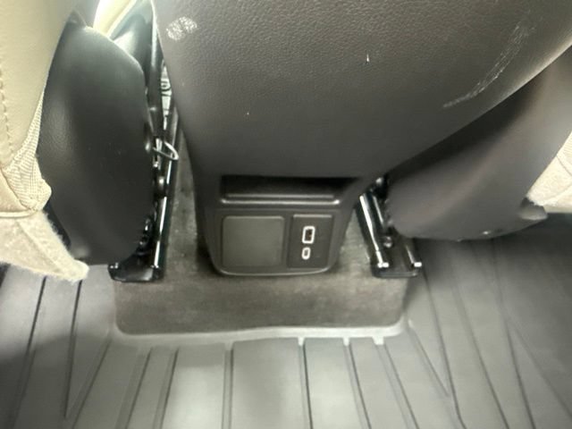 Used 2023 Buick Encore GX Preferred w/ Cold Weather Comfort Package FWD image 19