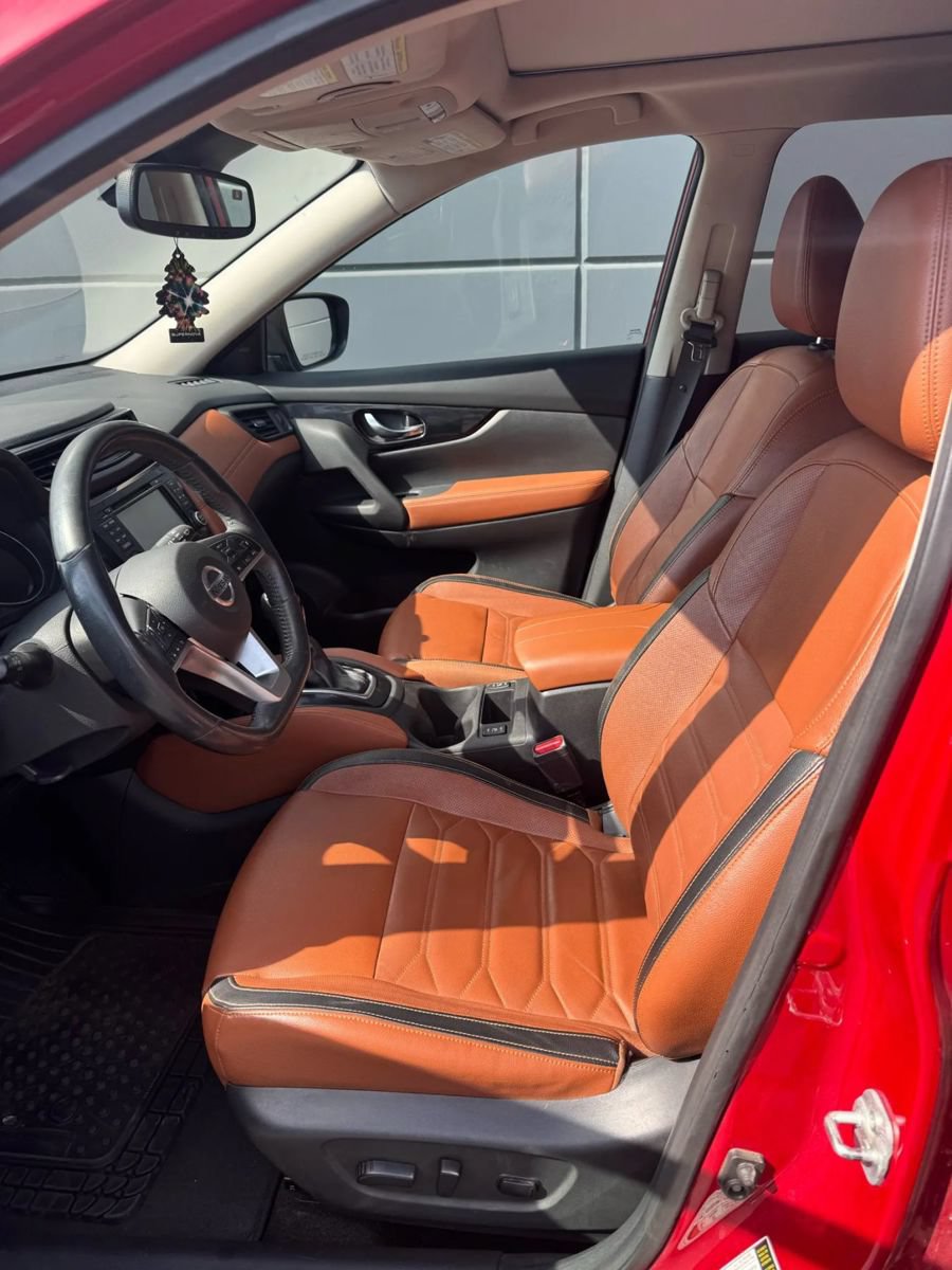Used 2017 Nissan Rogue SL w/ SL Premium Package AWD/4WD image 9