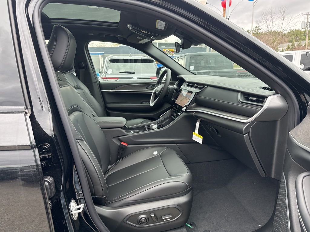 New 2026 Jeep Grand Cherokee Limited image 29