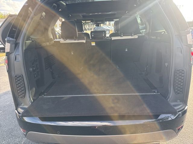 Used 2021 Land Rover Discovery HSE R-Dynamic image 31