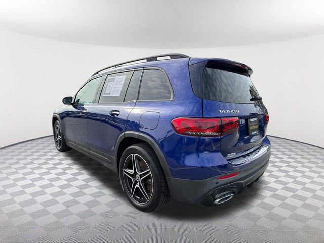 Used 2021 Mercedes-Benz GLB 250 4MATIC image 7