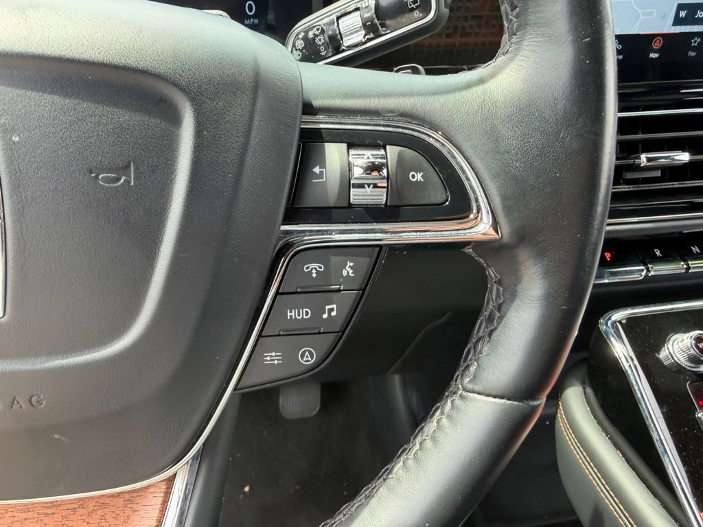 Used 2023 Lincoln Navigator L Black Label AWD/4WD image 29