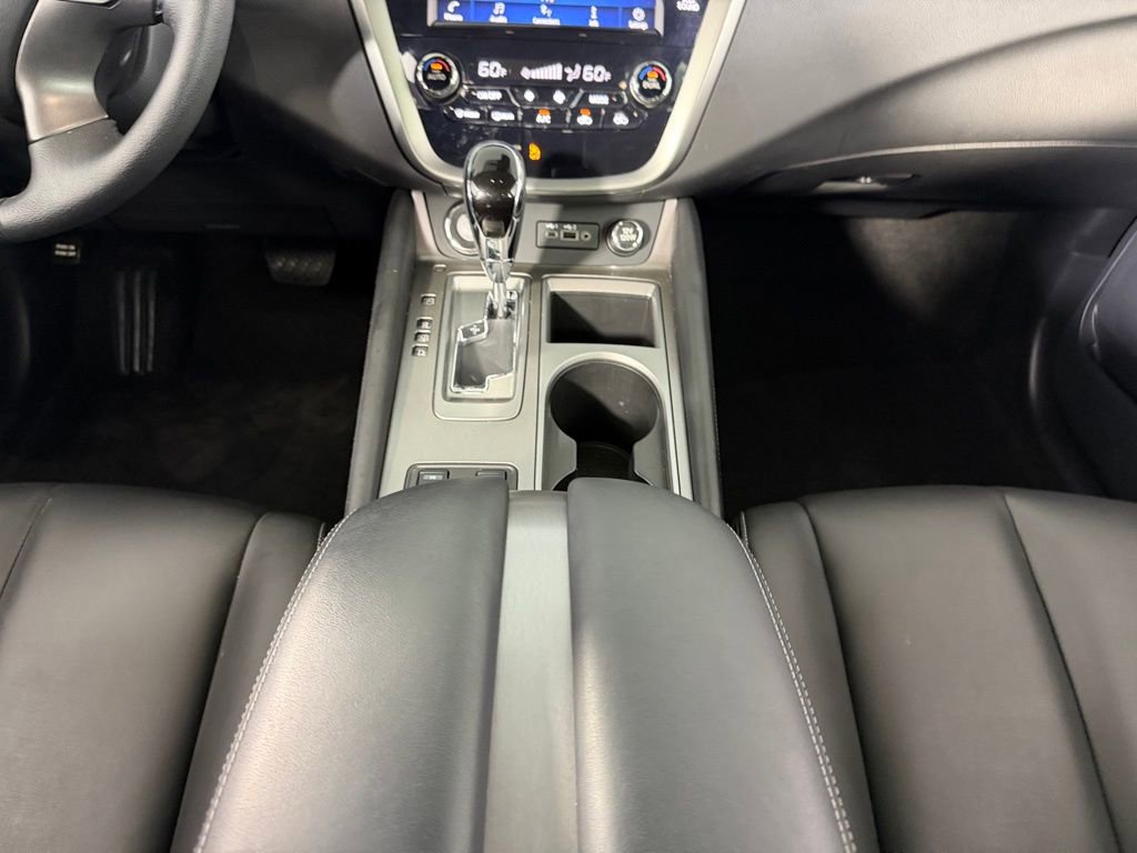 Used 2024 Nissan Murano SV w/ SV Midnight Edition Package image 15