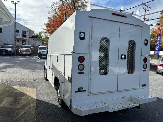 Used 2015 Ford Transit 250 138 w/ Interior Upgrade Package image 3