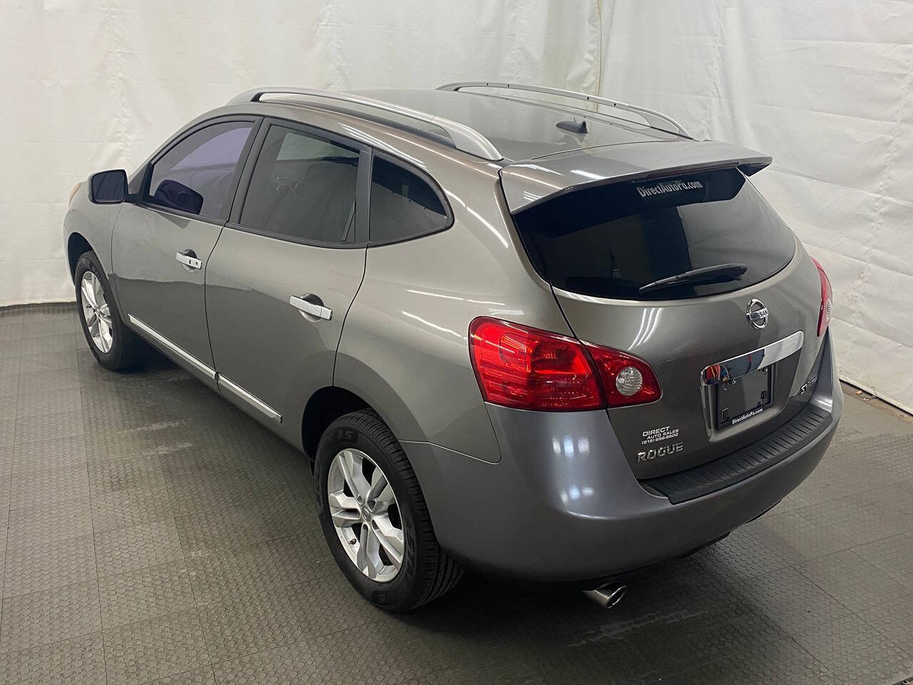 Used 2012 Nissan Rogue SV AWD/4WD image 7
