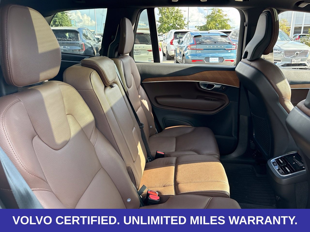 Certified 2024 Volvo XC90 B5 Plus w/ Protection Package Premier AWD/4WD image 15