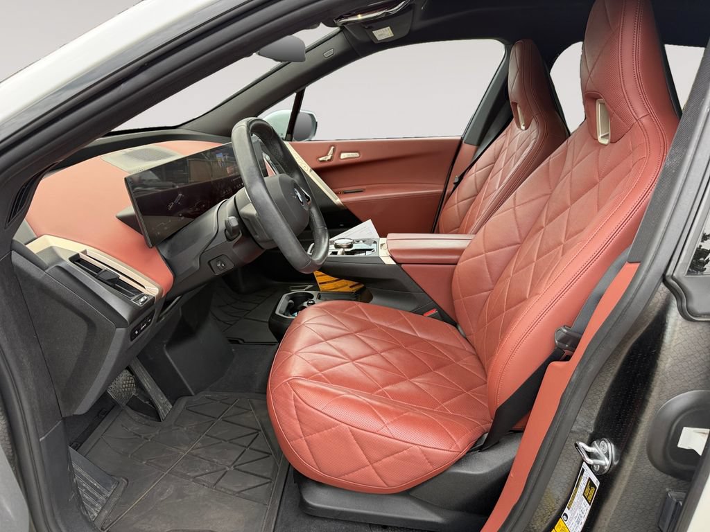 Certified 2024 BMW iX xDrive50 w/ Sport Package AWD/4WD image 2