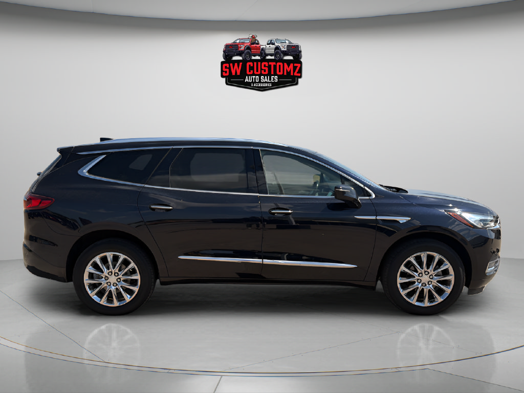 Used 2020 Buick Enclave Essence w/ Sound and Sites Package AWD/4WD image 8