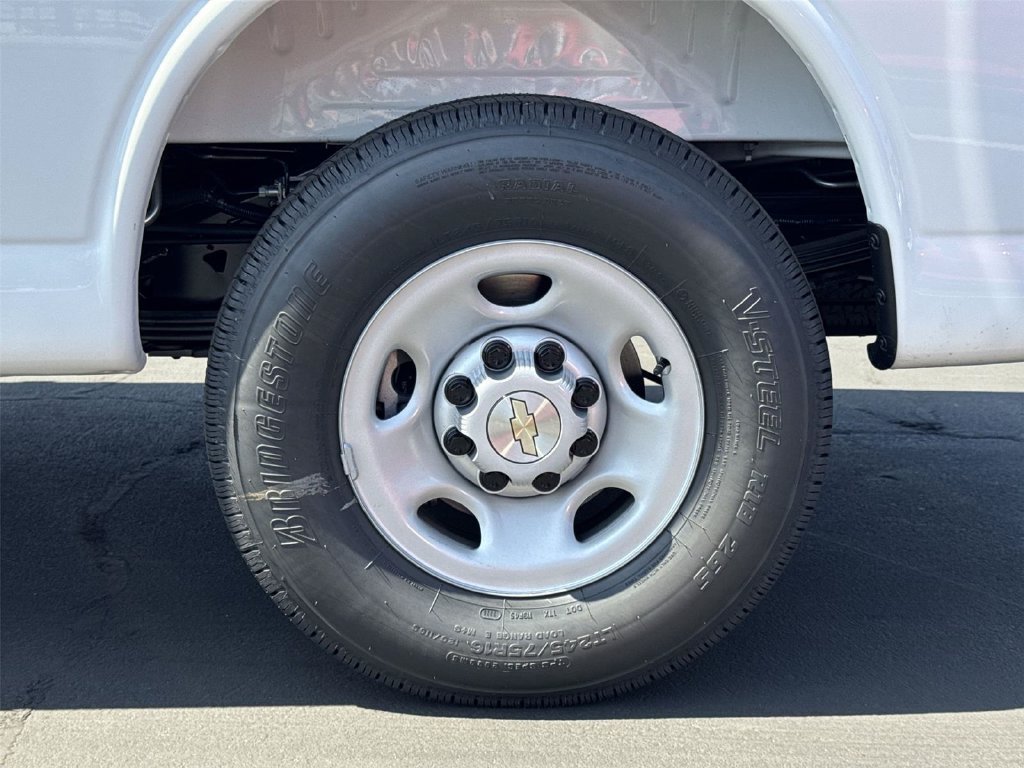 New 2026 Chevrolet Express 2500 LS RWD image 30