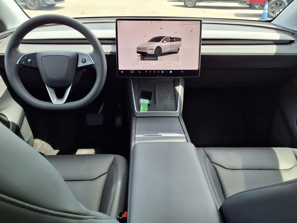 Used 2026 Tesla Model Y Long Range AWD/4WD image 17