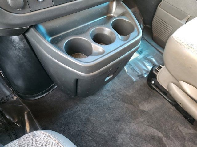 Used 2025 Chevrolet Express 3500 LS image 21