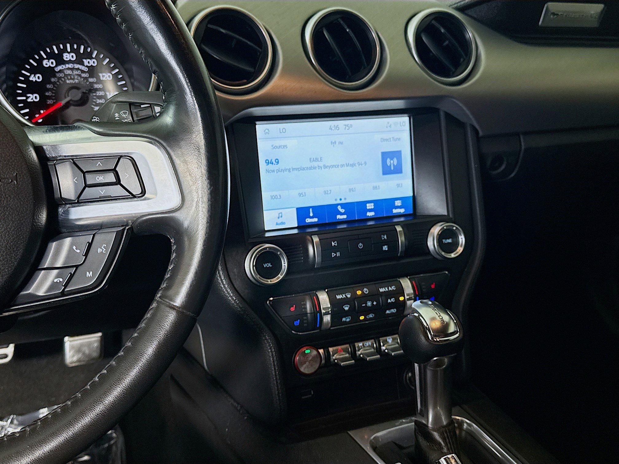 Used 2022 Ford Mustang Premium RWD image 18