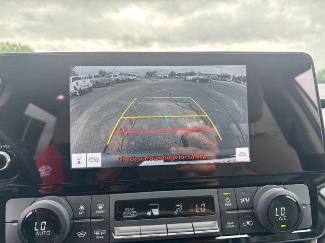 Used 2025 Toyota Grand Highlander FWD image 35