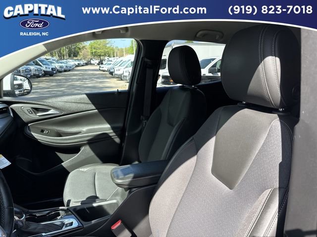 Used 2024 Buick Encore GX Preferred image 24