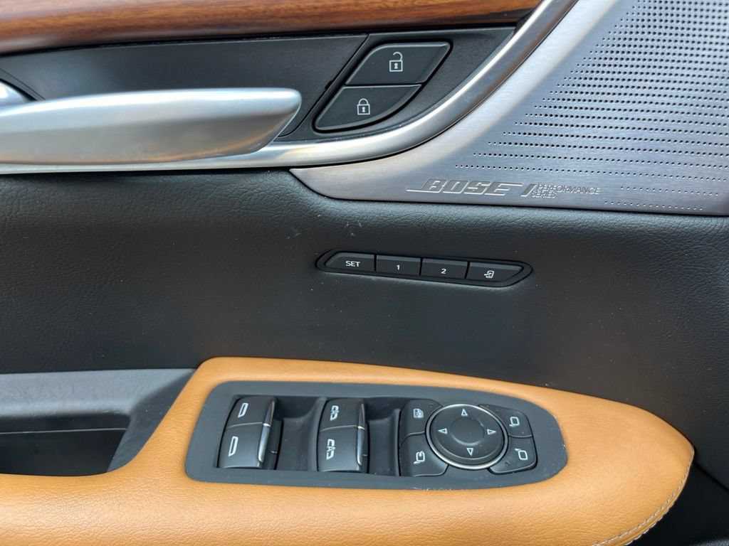 Used 2025 Cadillac XT5 Premium Luxury w/ LPO, Floor Liner Package FWD image 29