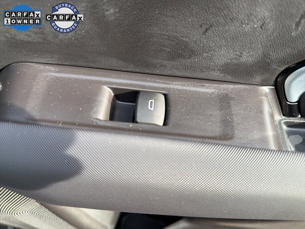 Used 2025 Chevrolet Colorado Z71 w/ Technology Package image 15