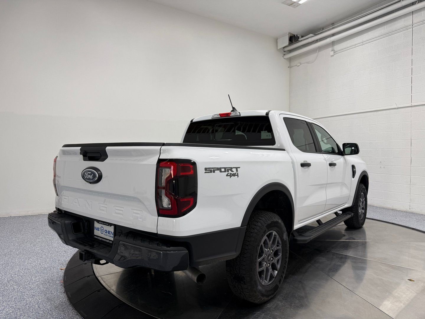 Used 2025 Ford Ranger XLT w/ Advanced Towing Package image 7